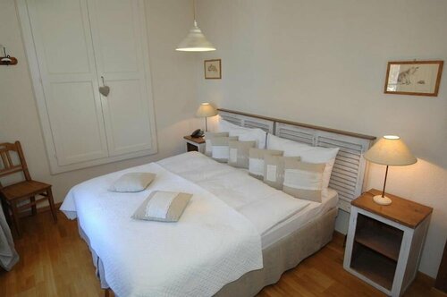 Auberge de la Gare, Book Hostel / Vandrerhjem Hostels i Vaud, Hostel / Vandrerhjem