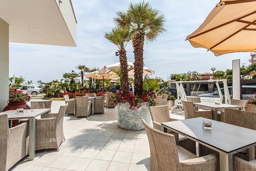 Hotel Oriente, Забронировать Отель Отели в центре Червия, в центре