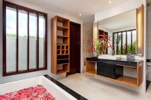 Villa Camellia Jimbaran by Nakula, Varaa Villa Mökit kohteessa Bali, Mökki