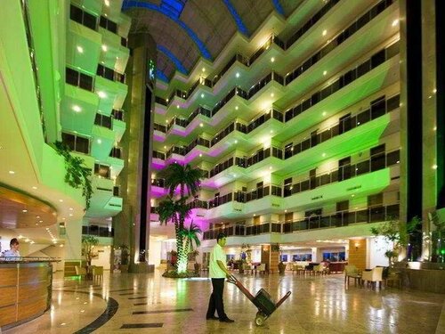 Perre Delta Hotel, Забронировать Отель Отели Побережья Алании с парковкой, Парковка