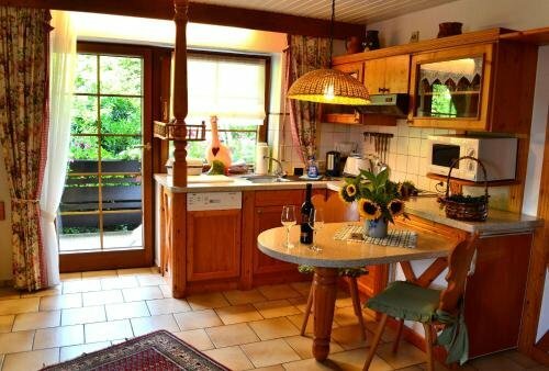 Haus Bachschwalbe, Забронировать Отель Засбахвальден Шварцвальд