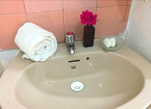 Tour Inn, Забронировать Отель Негомбо Округ Гампаха