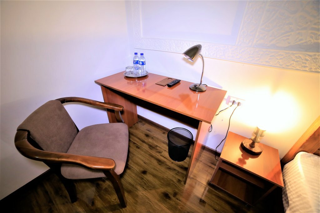 Ansi Boutique
