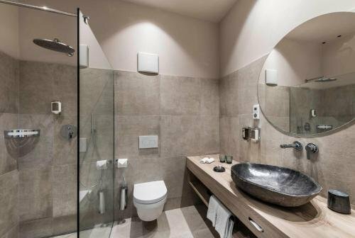 Schenna Resort, Забронировать Отель Сцена Трентино-Альто-Адидже