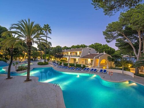 Iberostar Waves Pinos Park, Забронировать Отель Отели Фонт-де-Са-Кала с бассейном, Бассейн