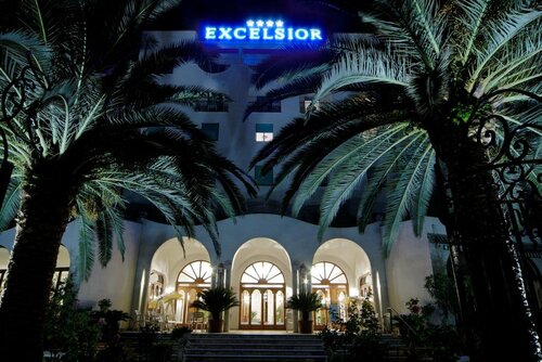 Hotel Excelsior, Book Hotel Hoteller i Alba Adriatica med pool, Swimmingpool