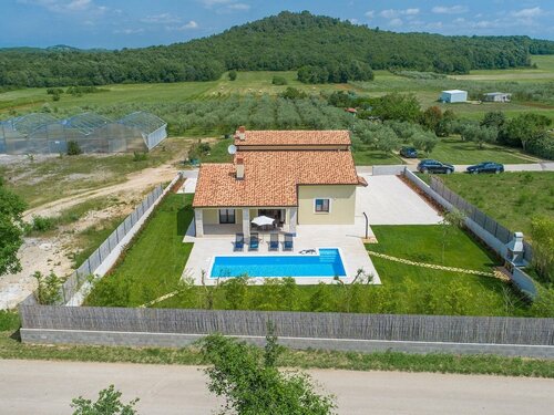 Villa Giovanna Fuskulin With Pool Near the Beach, Забронировать Вилла Виллы Poreč Region, Вилла