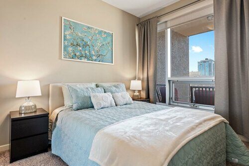 Апарт-отель Stylish Downtown Condos by GLOBALSTAY, Забронировать Апарт-отель Белтлайн всего Калгари, рядом с Оптовый рынок Пратунам