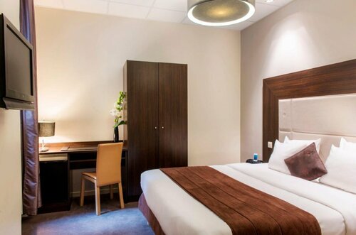Hotel Corona -Rodier-, Забронировать Отель 9-й округ: Опера Париж
