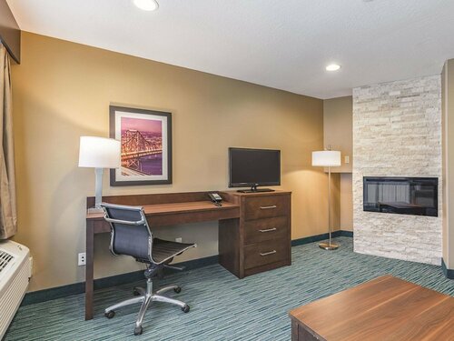 La Quinta Inn & Suites San Francisco Airport West, Đặt Khách sạn Millbrae San Mateo County