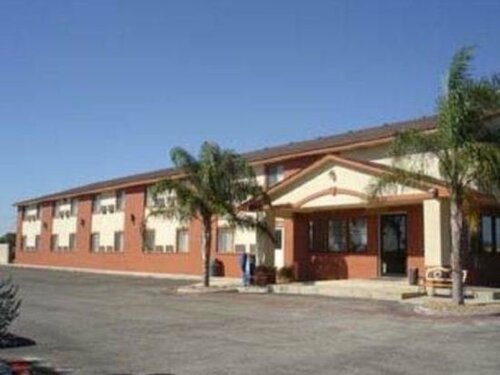 Howard Johnson by Wyndham New Braunfels, Забронировать Отель Комаль штат Техас