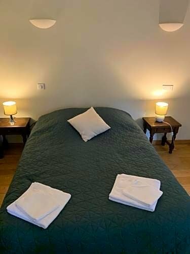 Hôtellerie Nouvelle de Villemartin, Забронировать Отель Мориньи-Шампиньи Essonne