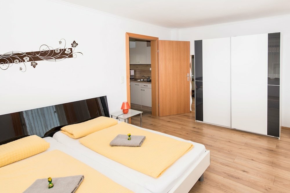 Zimmer Ferienwohnung Yassi