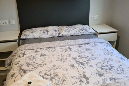 Modern Studios In Cardiff, Забронировать Апартаменты/квартира Кардифф Гламорган