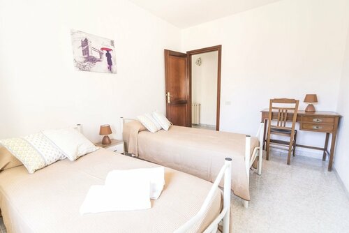 Country Inn, Забронировать Отель Отели Гольфо-Аранчи с парковкой, Парковка