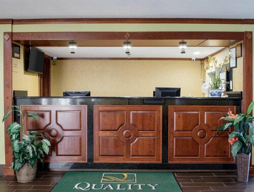 Quality Inn, Prenota Hotel Topeka Kansas
