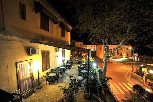 Hotel Nazionale, Забронировать Отель Отели Озера Больсена 3 звезды, 3*