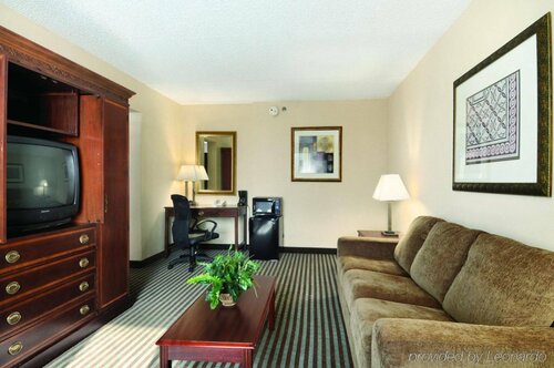 Iban Dallas Park Central Hotel, Trademark by Wyndham, Забронировать Отель Отели Далласа с завтраком, Завтраки