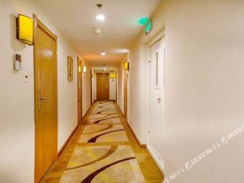 Dalian Precious Ginza Hotel, Забронировать Отель Далянь Dalian Area