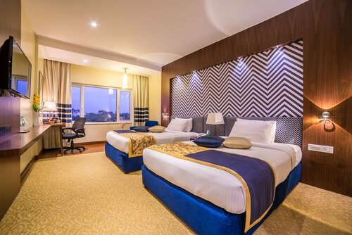 Hotel Sitara Grand Banjarahills, Забронировать Отель Отели Хайдарабада с парковкой, рядом с City Centre Mall, Парковка