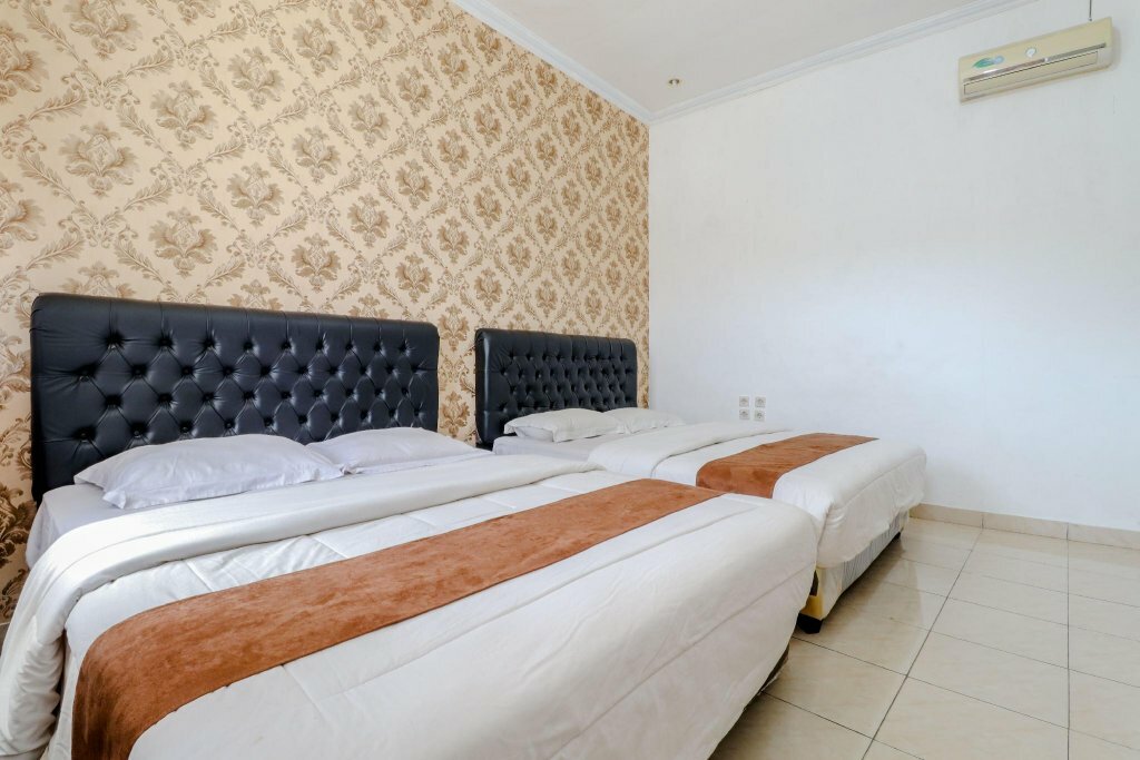 Griya Limasan Hotel