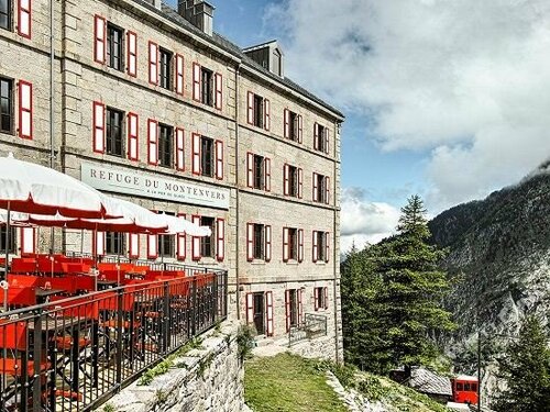 Refuge du Montenvers, Rezerwuj Hotel Chamonix Chamonix Valley