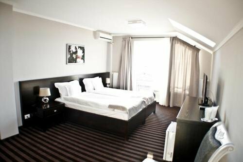 Pensiunea Belanco, Rezervați Hotel Arad România