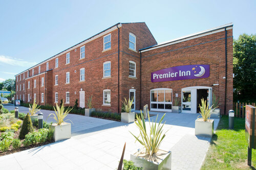 Premier Inn Farnham, Забронировать Отель Фарнем Суррей