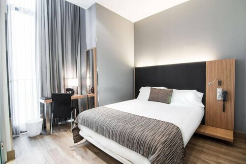 Petit Palace Plaza del Carmen, Забронировать Отель Отели Мадрида с бассейном, Бассейн