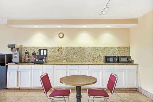 Monte Carlo Inn, Book Hotel Hoteller i Houston med pool, Swimmingpool
