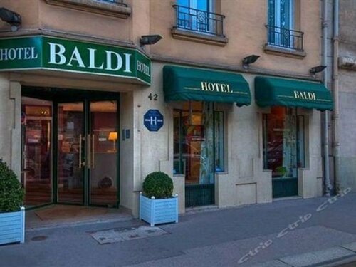 Hôtel Baldi by Magna Arbor, Забронировать Отель 15-й округ: Порт-де-Версаль Париж, рядом с Станция метро École Militaire