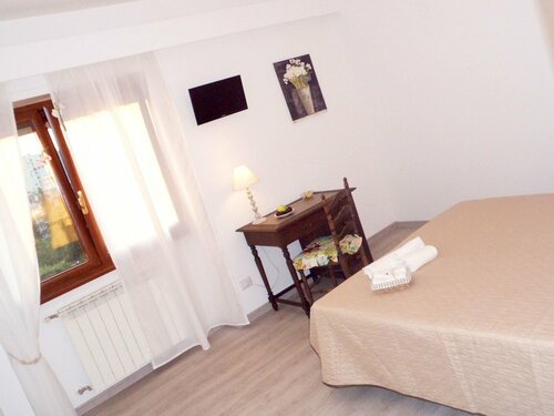 B&B More Than Rome, Rezerwuj Bed and Breakfast Aurelio Rzym