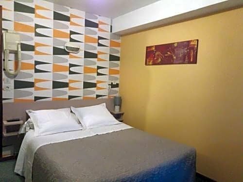 Hôtel des Touristes, Book Hotel Pierrefitte-Nestalas Pyrenees National Park