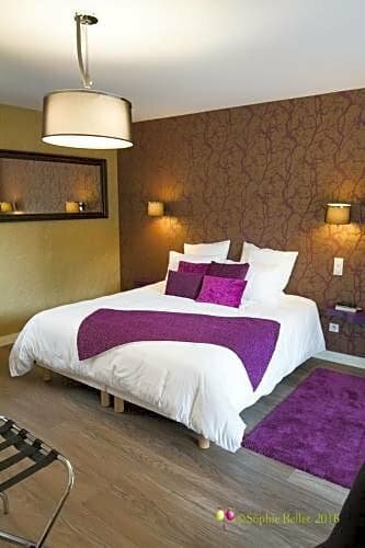 LHostellerie dAcquigny, Book Hotel Hotels in Eure with Parking, Parking