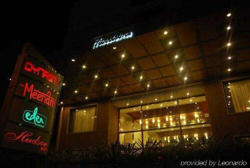 Harrisons Hotel, Забронировать Отель Отели штата Тамилнада 3 звезды, 3*