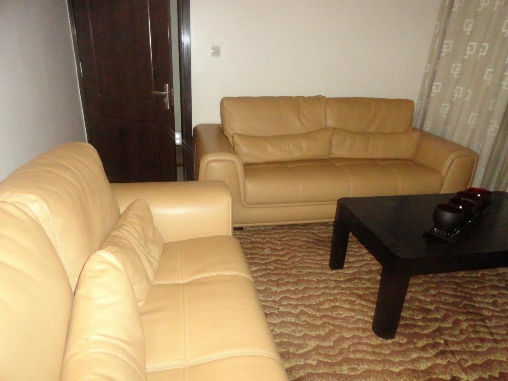 Garr Hotel
