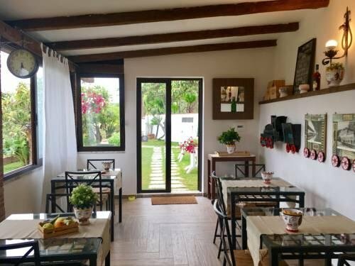 B&B Villa Vittoria, Rezervați Bed and Breakfast Giardini-Naxos Taormina Coast