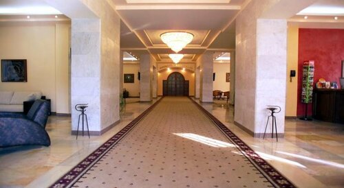 President Hotel by Hrazdan Hotel CJSC, Забронировать Отель Бизнес-отели Еревана, рядом с Дом-музей Ованеса Туманяна, 4* 5*