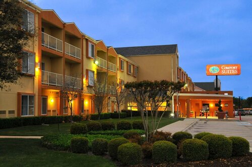 Comfort Suites DFW Airport, Забронировать Отель Ирвинг Dallas - Fort Worth Metropolitan Area