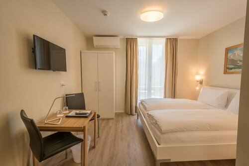 Hotel Berghof Amaranth, Забронировать Отель Отели в центре Вильдерсвили, в центре, Парковка, Завтраки