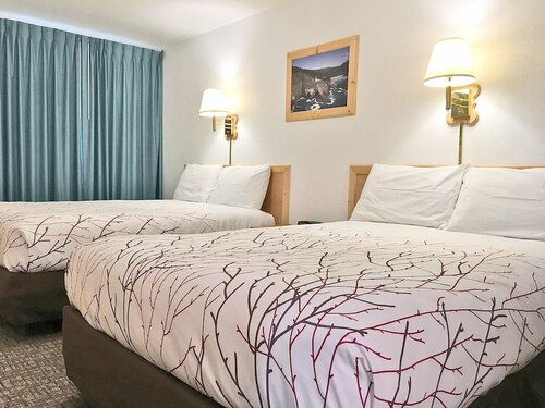 Park Motel and Cabins, Забронировать Мотель Гардинер Орегон