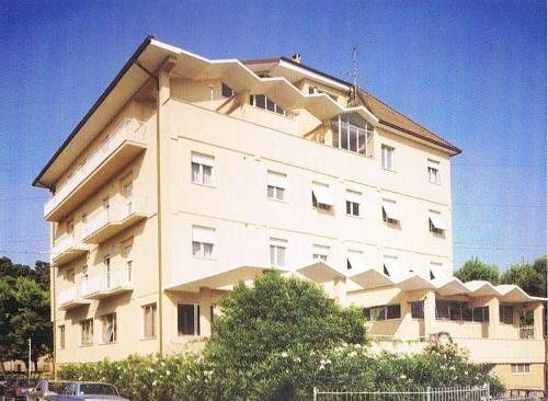 Hotel La Terrazza, Book Pension Romagna hoteller med parkering, Parkering