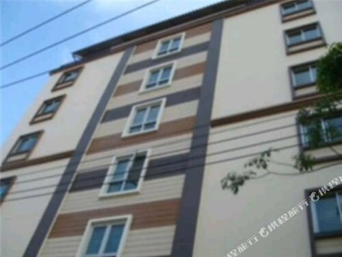 Grandview Condominia, Забронировать Отель Отели Бангкока с парковкой, Парковка