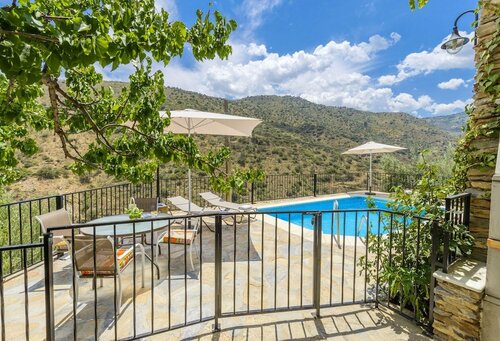 House With one Bedroom in Laroya, With Wonderful Mountain View, Pool A, Забронировать Дом для отпуска Ларойя Almeria Province