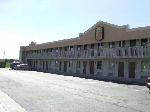 Super 8 by Wyndham Lafayette / Purdue Area