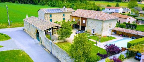 La Ferme Des Denis, Book Hotel Hoteller i Rhône-Alps med parkering, Parkering
