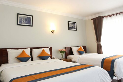 Glorious Belle Hotel