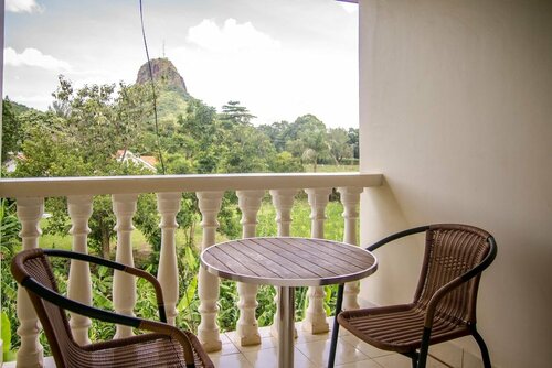 Golden Tripod Hotel, Varaa Hotelli Amagoro A Central Eastern Uganda