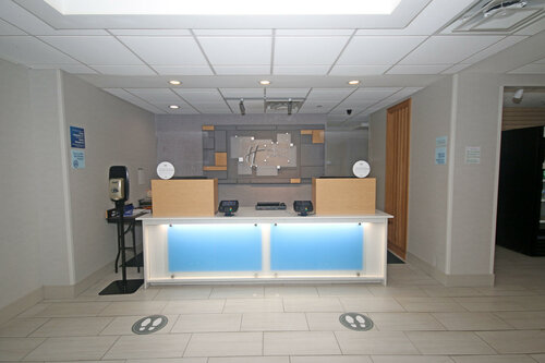 Holiday Inn Express Troutville-Roanoke North by IHG, Забронировать Отель Тротвилль Виргиния