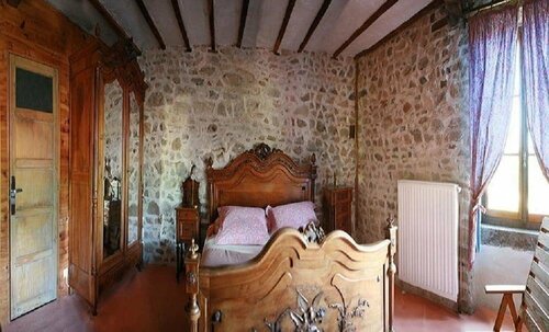 Il Fut Un Temps..., Rezervați Mini-hotel Saint-Marcel-dʼUrfé Paris